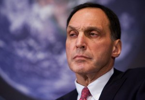 Will greenwich's own, Dick Fuld, make a cameo?He'd be the perfect straight [sic] man